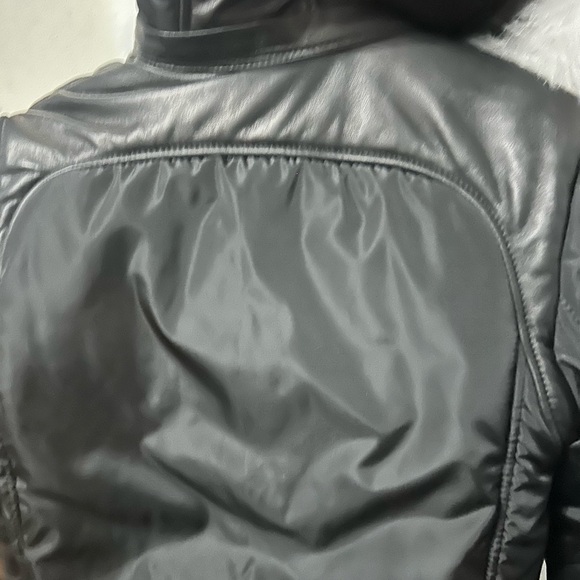 Winter jacket - Picture 7 of 7